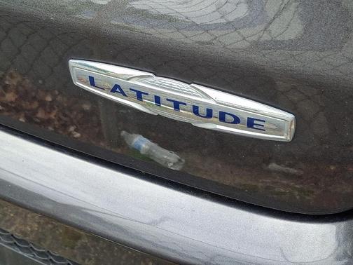 Granite Crystal Clearcoat Metallic 2020 Jeep Compass Latitude