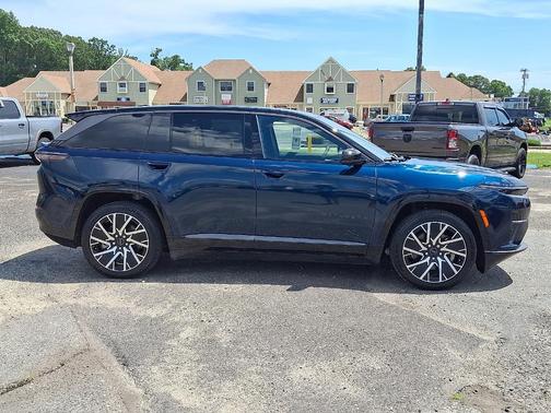 2025 Jeep Wagoneer S Limited
