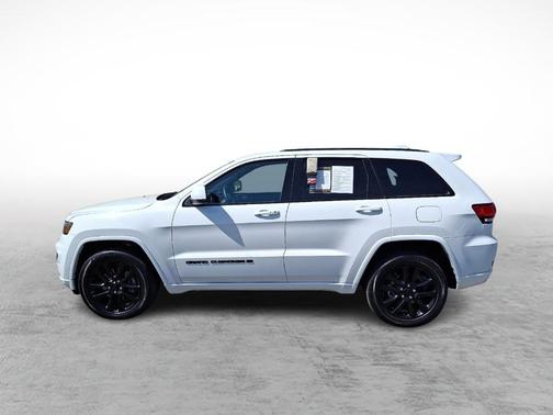 2022 Jeep Grand Cherokee WK Laredo