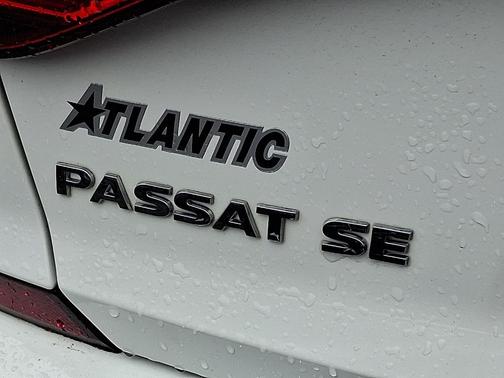 2017 Volkswagen Passat 1.8T SE