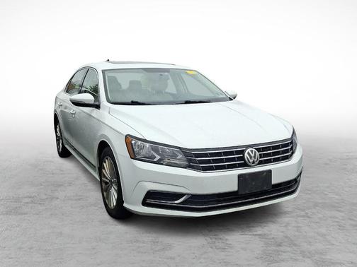 2017 Volkswagen Passat 1.8T SE
