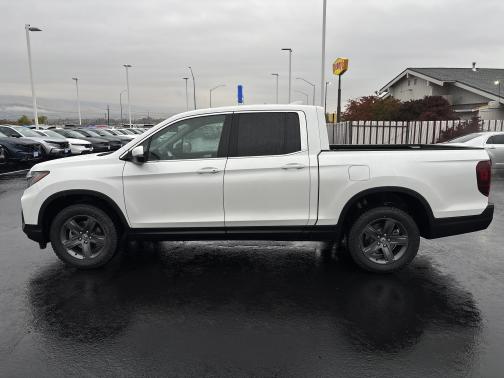 2023 Honda Ridgeline 