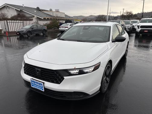 2024 Honda Accord Hybrid 