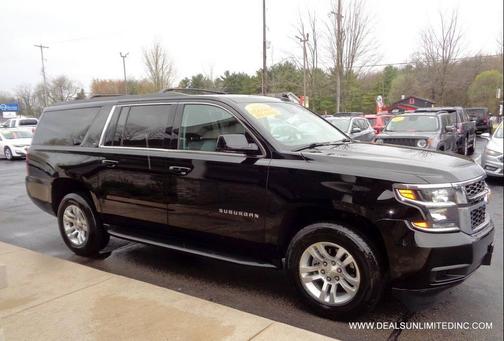 Black 2018 Chevrolet Suburban LT