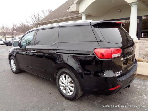 2017 Kia Sedona LX