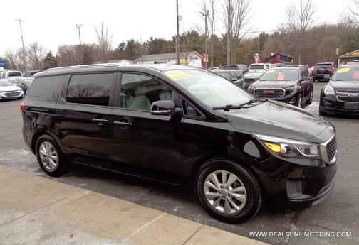 2017 Kia Sedona LX