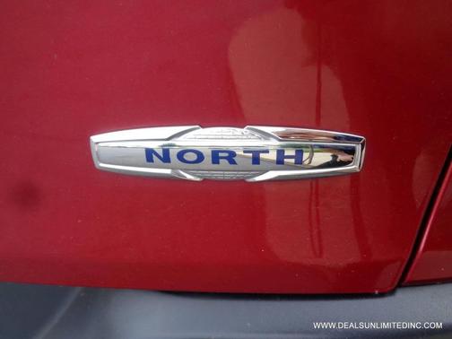 Burgundy 2017 Jeep Cherokee Latitude