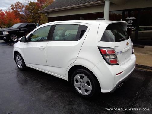 2017 Chevrolet Sonic LT