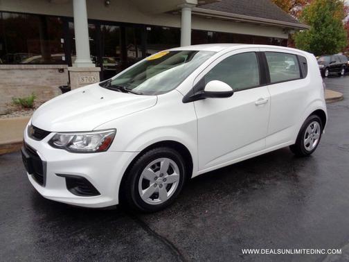 2017 Chevrolet Sonic LT
