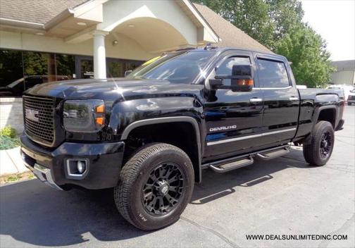 2017 GMC Sierra 2500 Denali