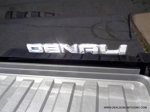 2017 GMC Sierra 2500 Denali