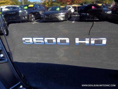 2018 Chevrolet Silverado 3500 WT