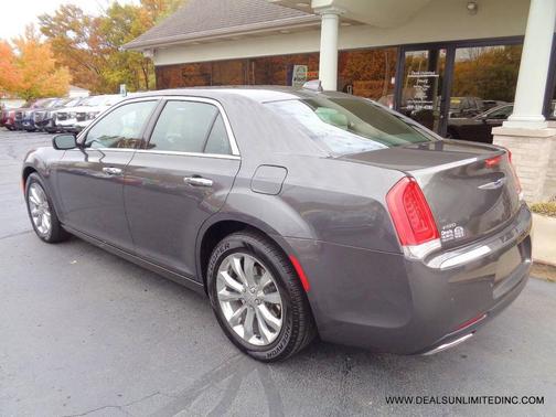 2019 Chrysler 300 Limited
