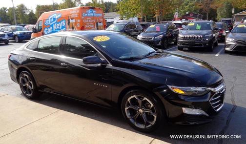 2022 Chevrolet Malibu FWD LT