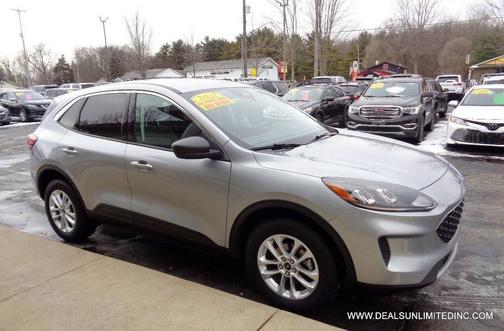 2022 Ford Escape SE