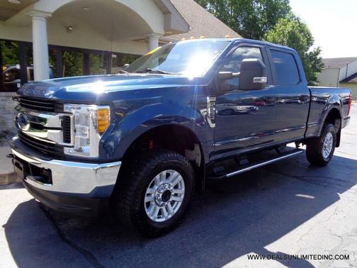 Blue Jeans Metallic 2017 Ford F-350 XLT