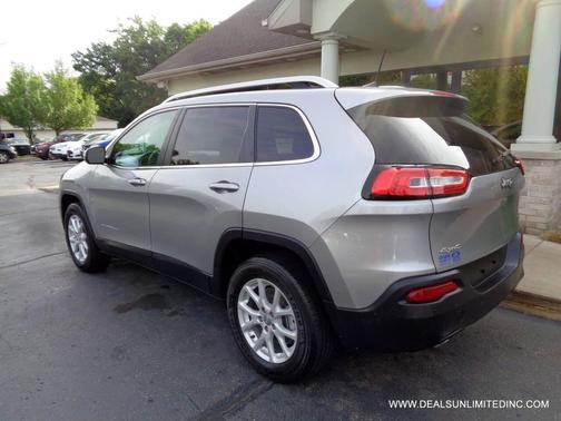 Billet Silver Metallic Clearcoat 2017 Jeep Cherokee Latitude