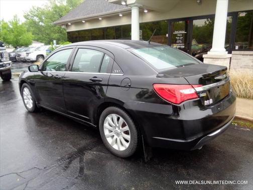 2013 Chrysler 200 Touring