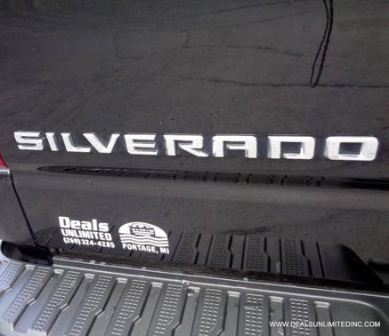 Black 2021 Chevrolet Silverado 1500 RST
