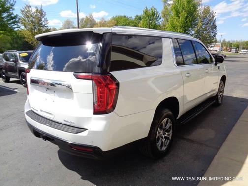 White 2021 GMC Yukon XL SLE