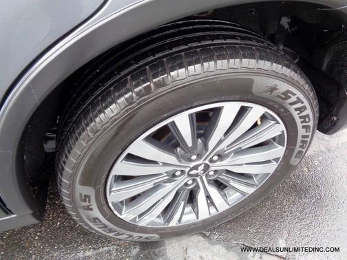 2020 Mitsubishi Outlander SEL