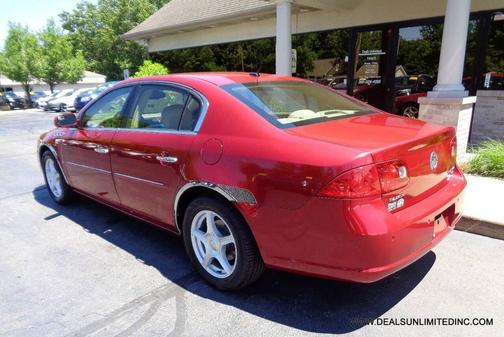 Burgundy 2006 Buick Lucerne CXL