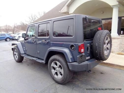 2017 Jeep Wrangler Unlimited Sahara
