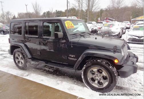 2017 Jeep Wrangler Unlimited Sahara