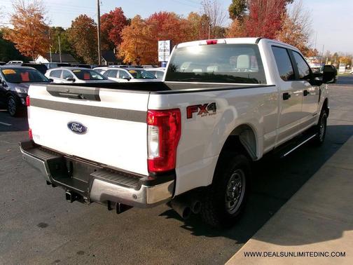 Oxford White 2019 Ford F-250 XL