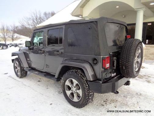 2018 Jeep Wrangler JK Unlimited Sahara