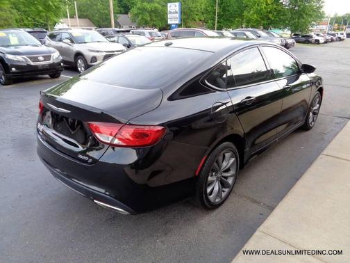 Phantom Black Tri-Coat Pearl 2015 Chrysler 200 S