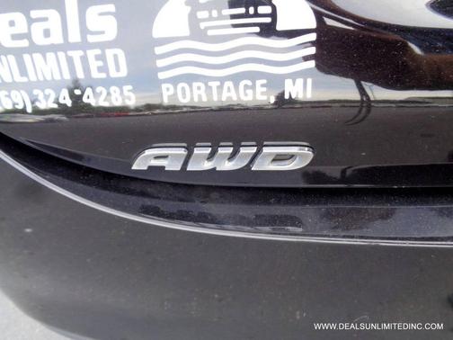 Phantom Black Tri-Coat Pearl 2015 Chrysler 200 S