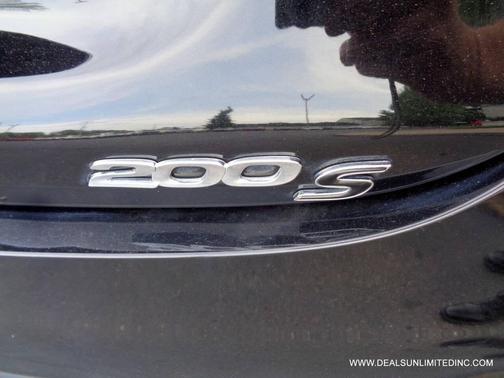 Phantom Black Tri-Coat Pearl 2015 Chrysler 200 S