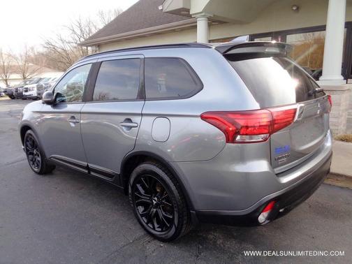 2018 Mitsubishi Outlander LE