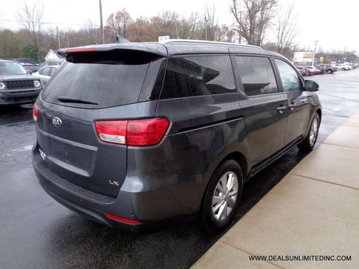 2016 Kia Sedona LX