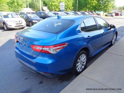Blue 2019 Toyota Camry LE