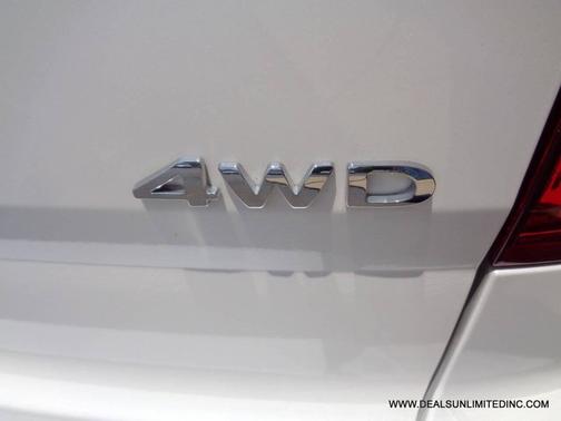 White Platinum Metallic Tri-Coat 2015 Ford Explorer Limited