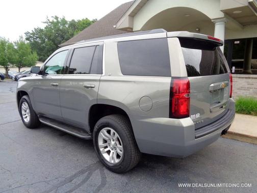 Pepperdust Metallic 2017 Chevrolet Tahoe LT