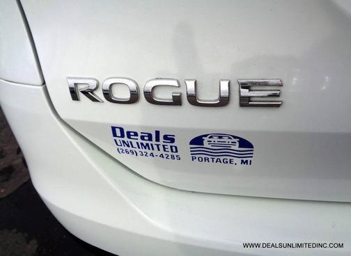 2016 Nissan Rogue S