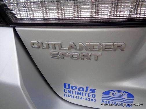 2020 Mitsubishi Outlander Sport SE