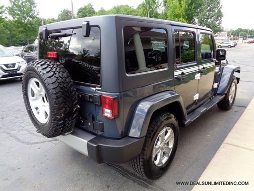 Rhino Clearcoat 2017 Jeep Wrangler Unlimited Chief Edition