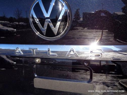 2023 Volkswagen Atlas 2.0T SE