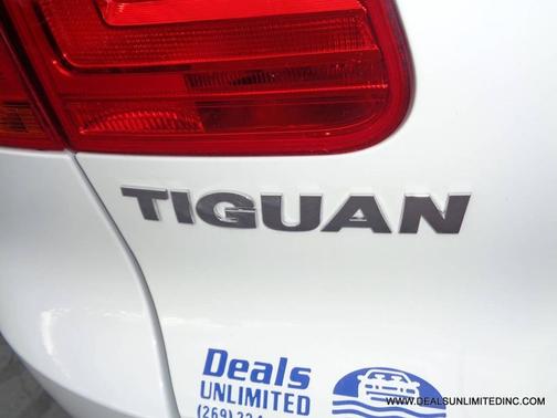 2017 Volkswagen Tiguan 2.0T Wolfsburg Edition