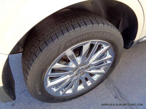 Cream 2015 Lincoln MKX Base