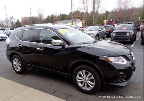 2015 Nissan Rogue SV
