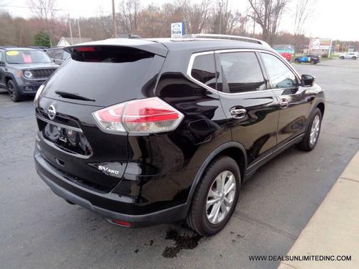 2015 Nissan Rogue SV