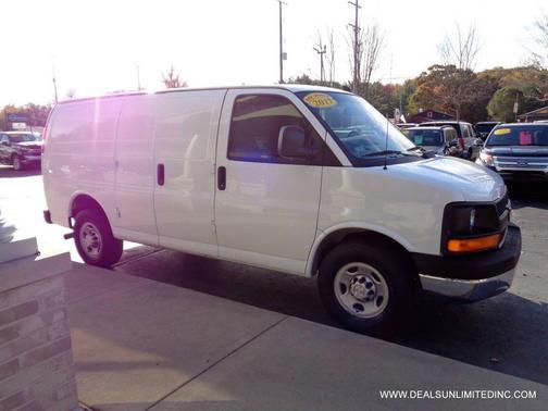2017 Chevrolet Express 2500 Work Van