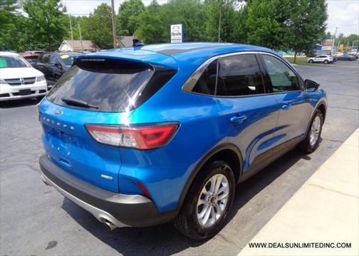2020 Ford Escape SE