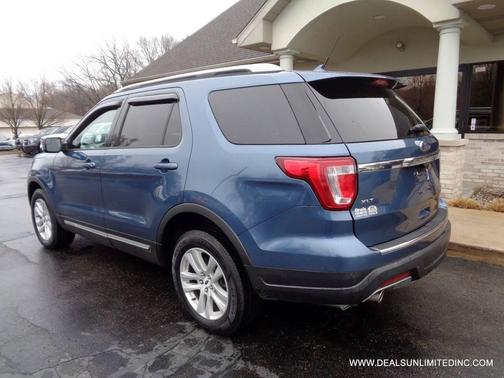 Blue Metallic 2018 Ford Explorer XLT