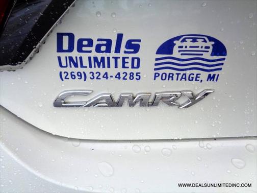 2016 Toyota Camry SE w/Special Edition Pkg